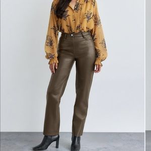 Aritzia Melina Dark Olive Vegan Leather High Waisted Pant. Size 8. Gently warn